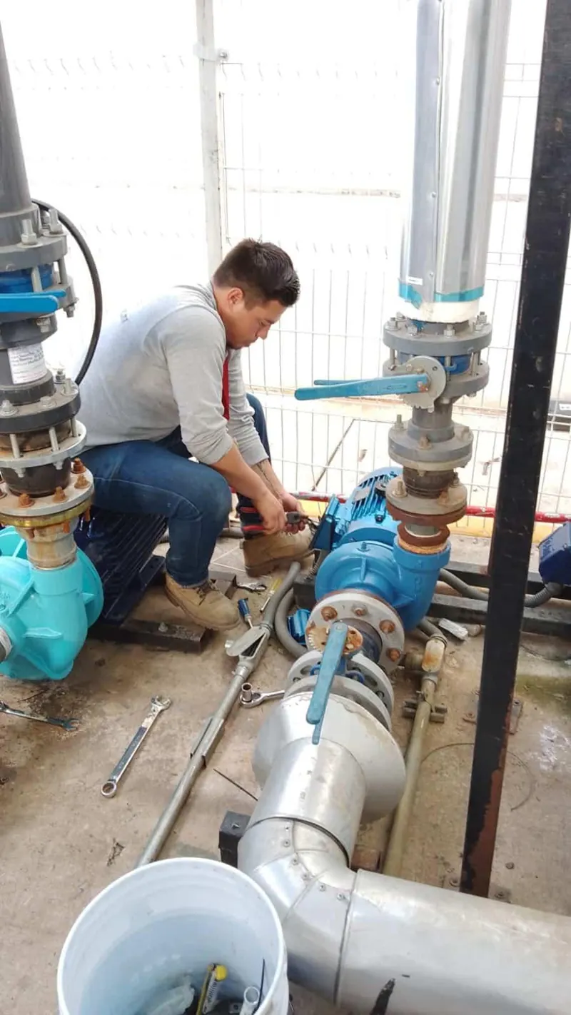 Revisión de sistema de bombeo y tuberías — MR Refrigeración en Guadalajara